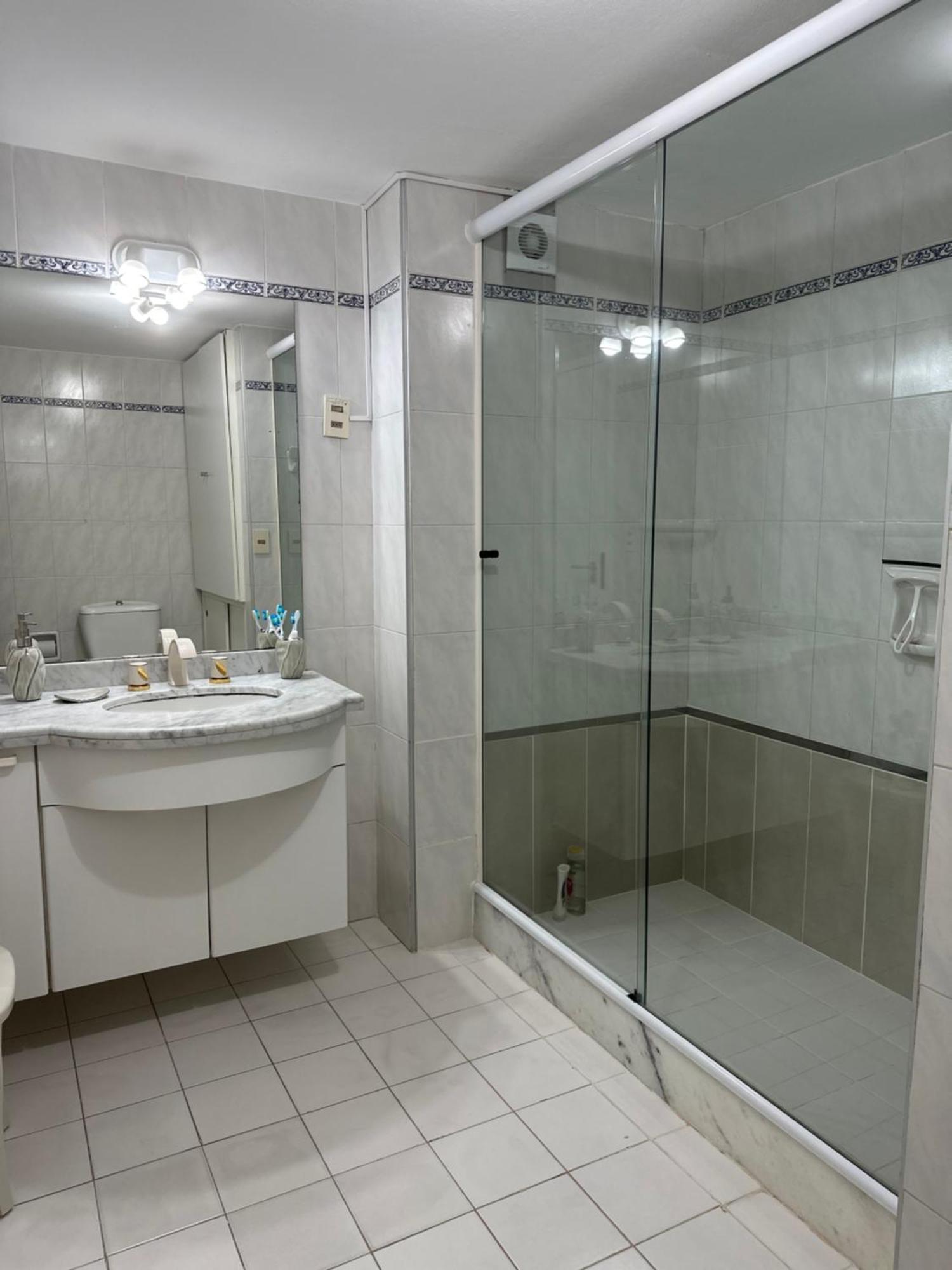 Hermoso Apartamento, Torre De Categoria Long Beach, En La Mejor Ubicacion De 埃斯特角城 外观 照片