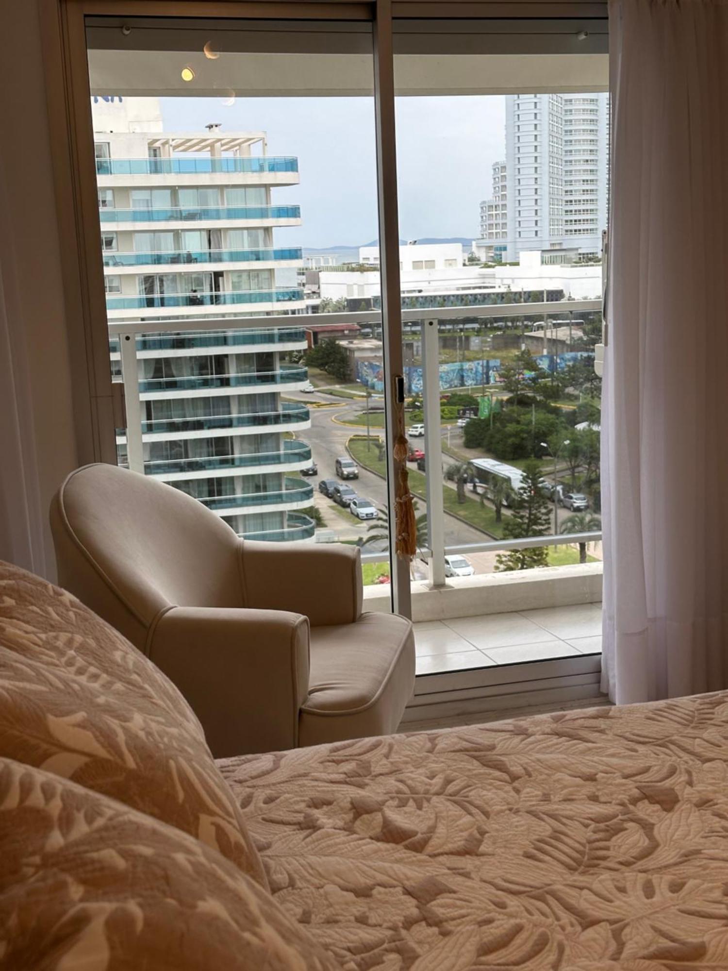 Hermoso Apartamento, Torre De Categoria Long Beach, En La Mejor Ubicacion De 埃斯特角城 外观 照片